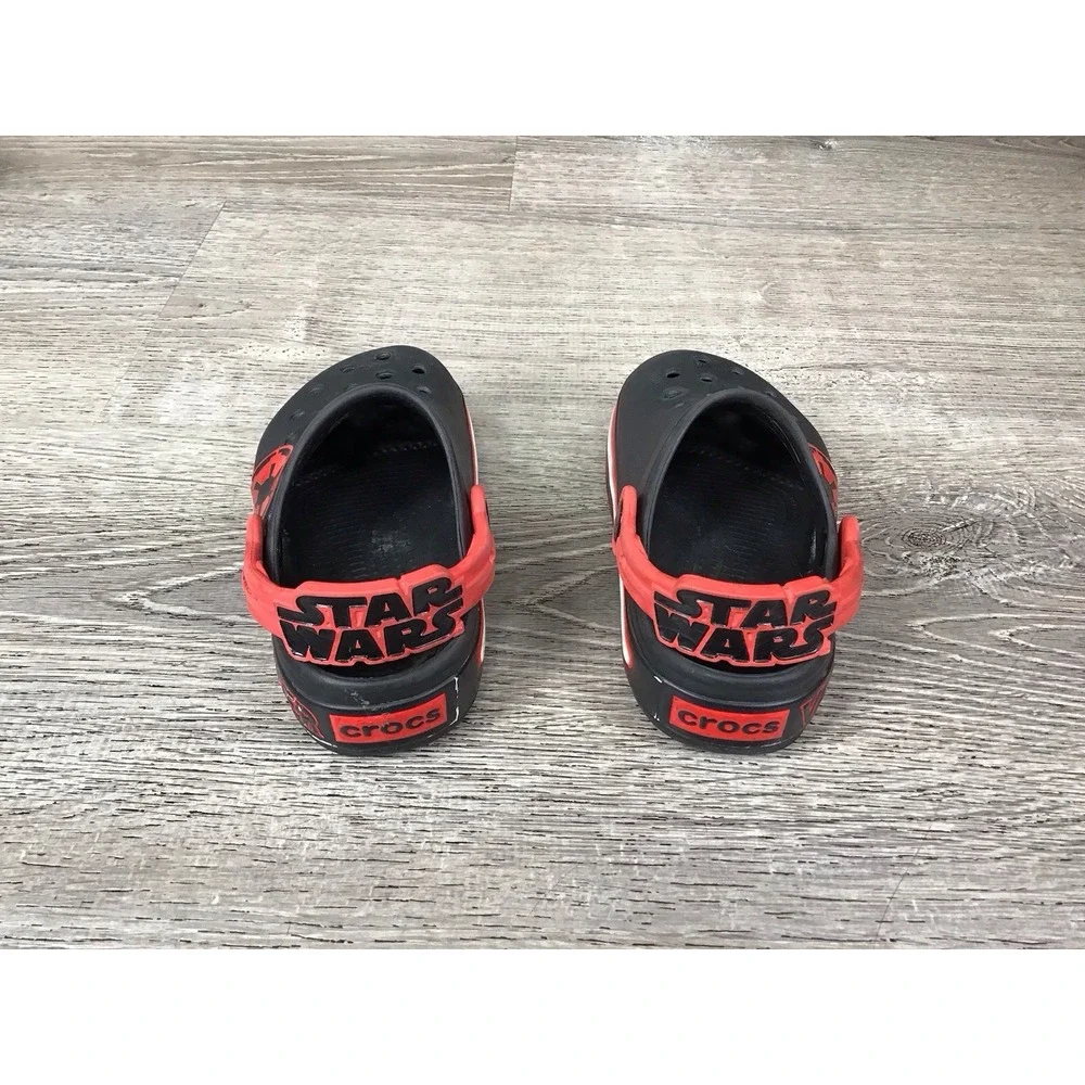 Crocs Star Wars Darth Vader C9 Shoe Clogs Childs Size 9 Black/Red Disney Slip On